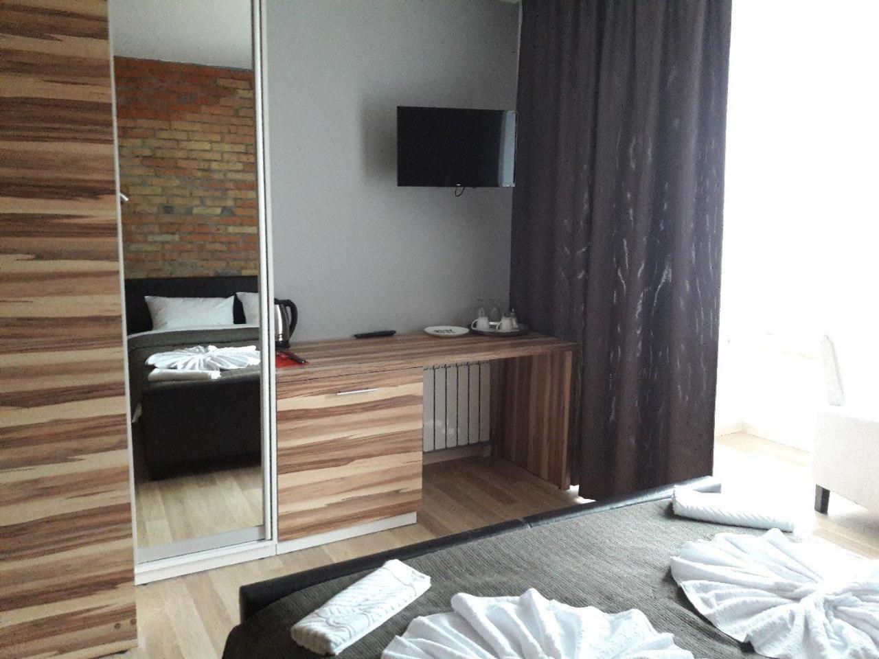 Mini Hotel On Demiivska Kiev Exteriör bild